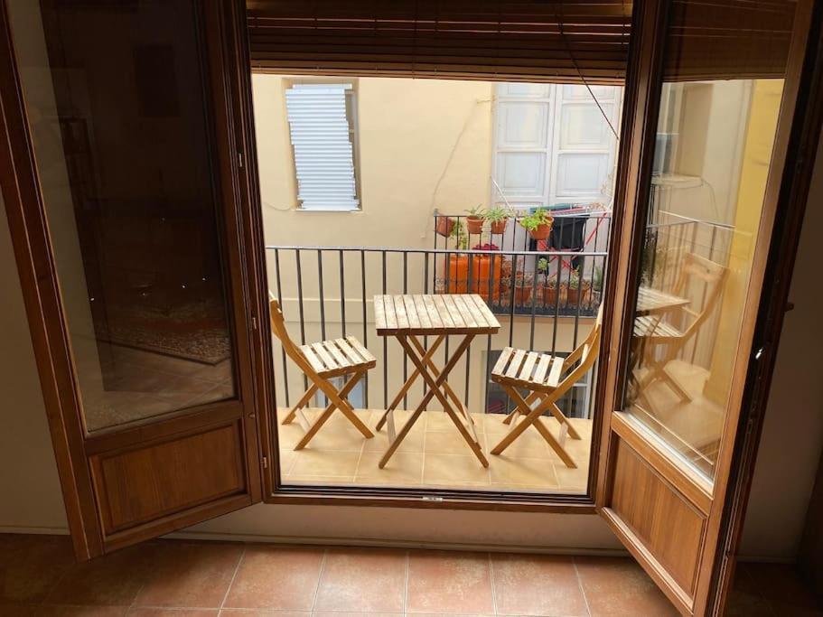 Appartamento Loft Con Estilo Y Terraza En Centro Historico Valenza Esterno foto