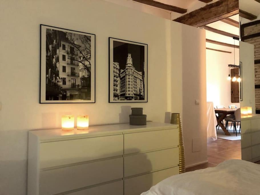 Appartamento Loft Con Estilo Y Terraza En Centro Historico Valenza Esterno foto
