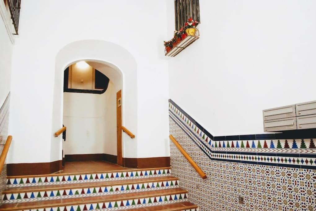 Appartamento Loft Con Estilo Y Terraza En Centro Historico Valenza Esterno foto